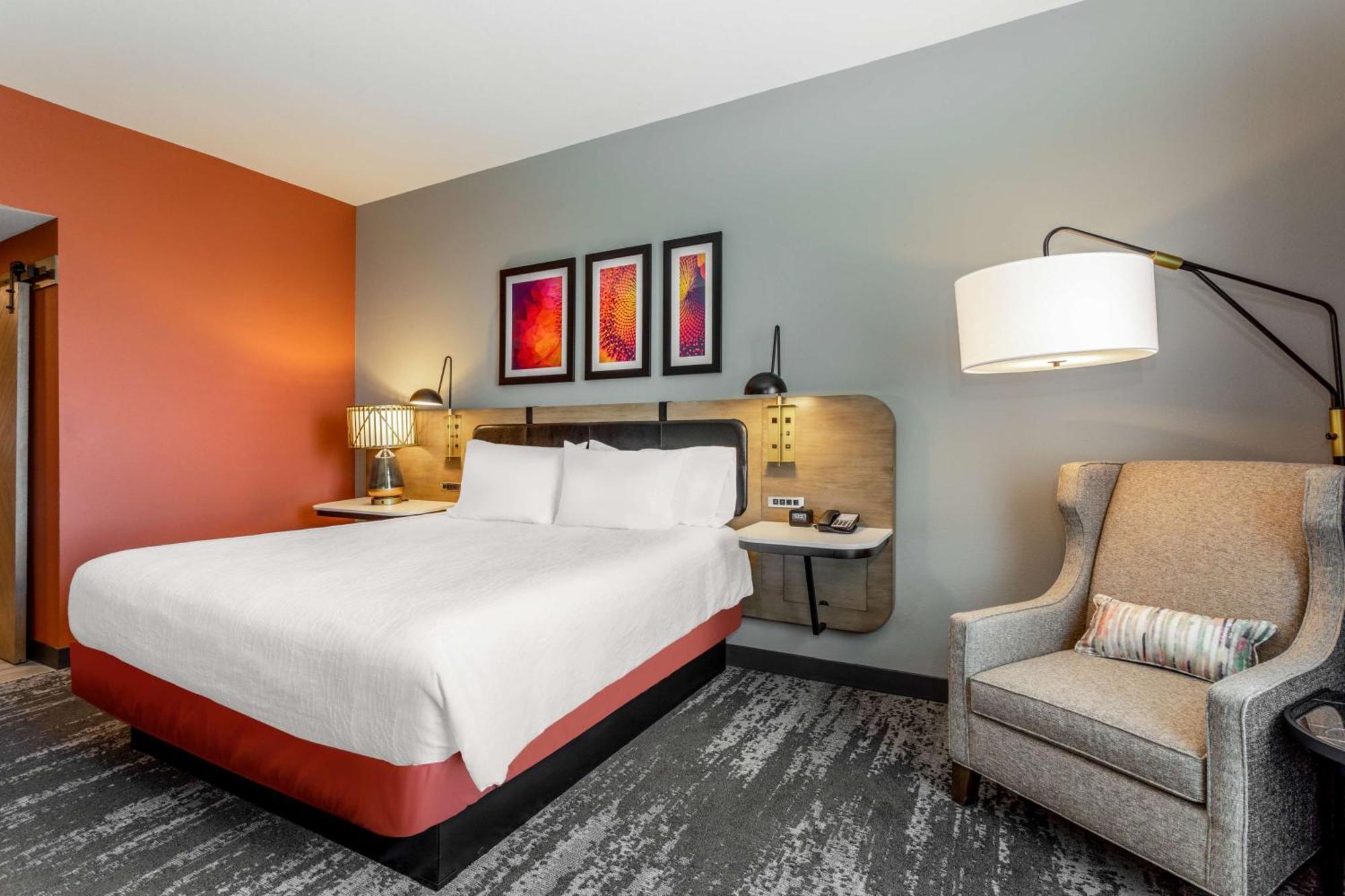 Hilton Garden Inn Hays, Ks Экстерьер фото